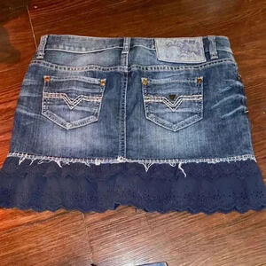 Guess Jeans 24 eyelet denim skirt Spring Break EUC